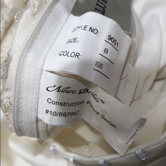 Allure Bridals Wedding Gown Ivory Rhinestone Beaded Pearl Floral Lace 9051 - Picture 9 of 12